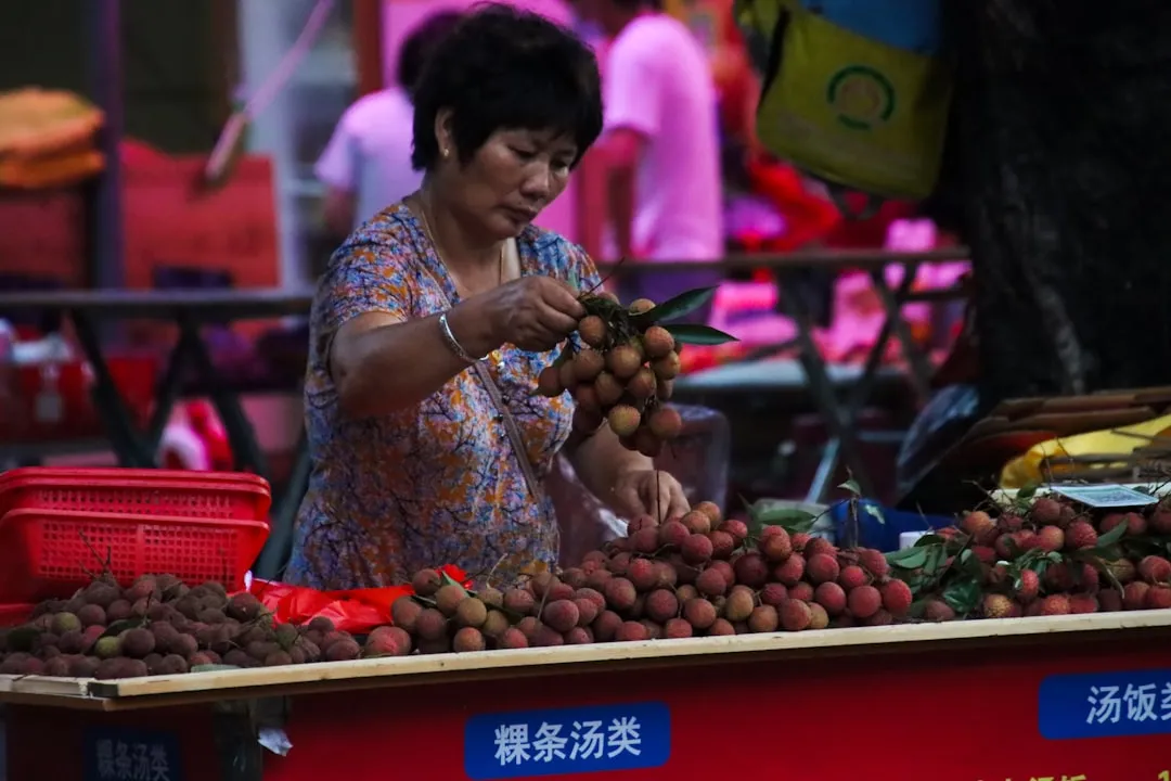 旅行箱拉杆与轮组耐用性对比：千娱音实测数据解析