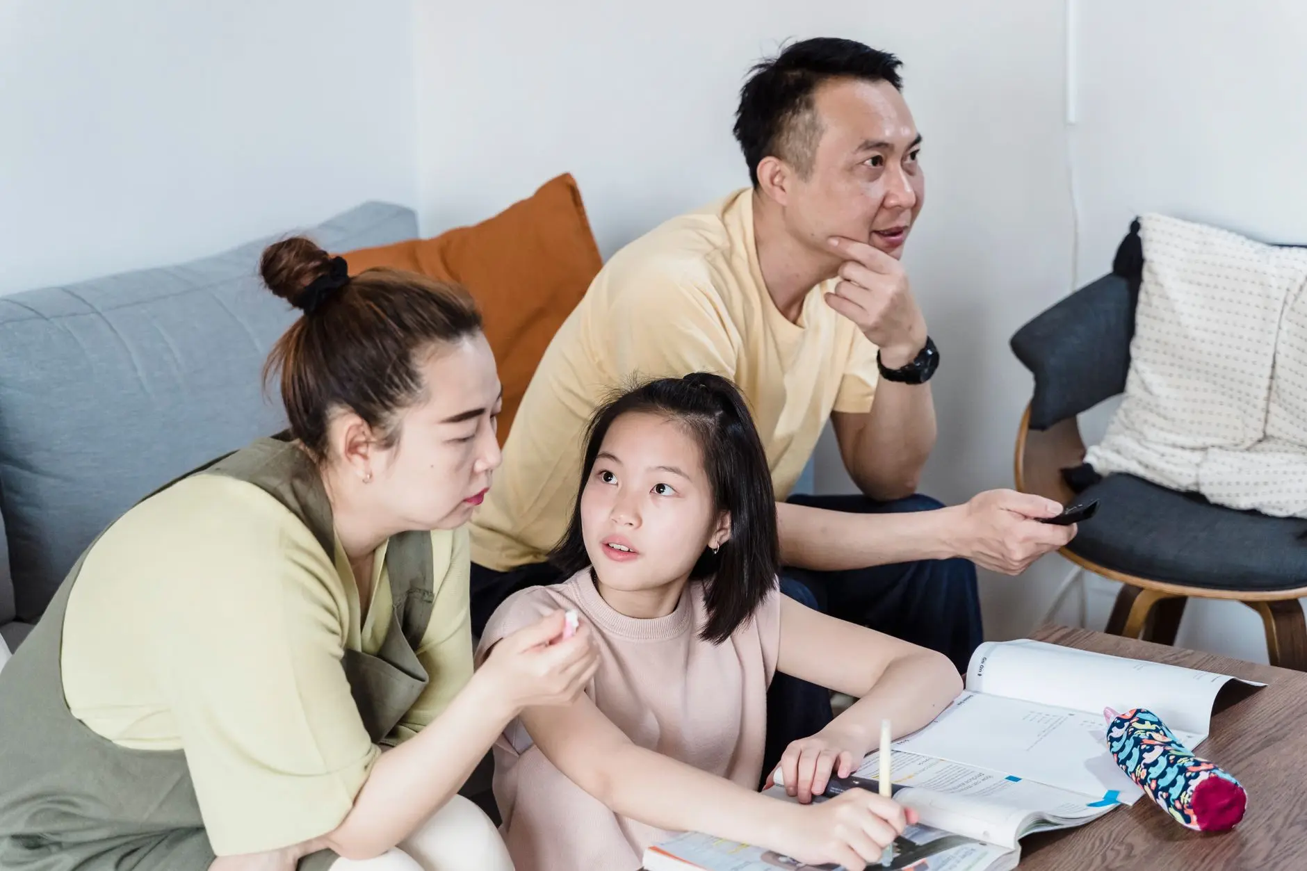 旅行箱拉杆与轮组耐用性对比：千娱音实测数据解析